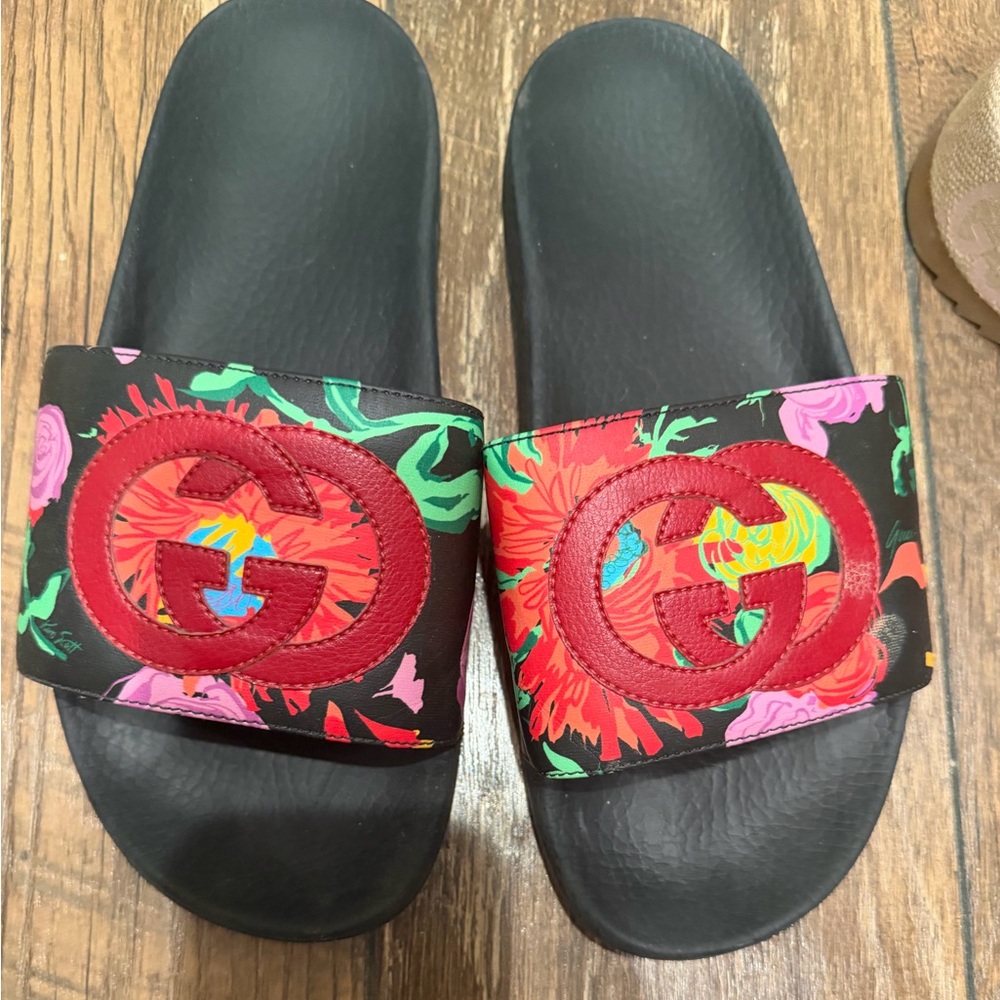 3 pairs summer Gucci women’s shoe haul all authentic, size 7.5. Bundle - Picture 7 of 7